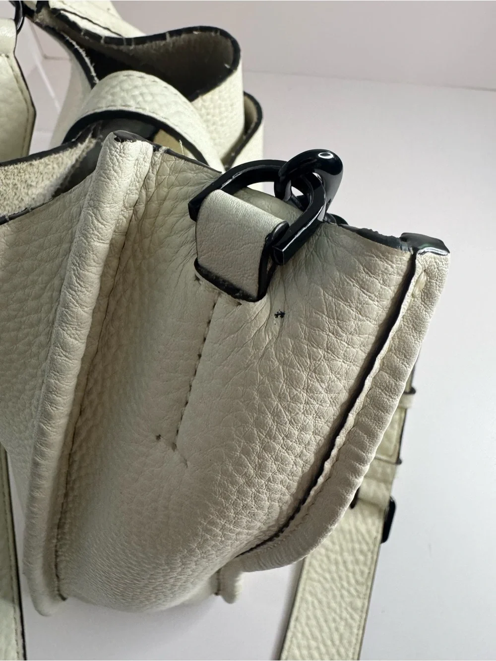 #381 Rebecca Minkoff Unlined Pebbled Leather Studded Feed Shoulder Crossbody Bag